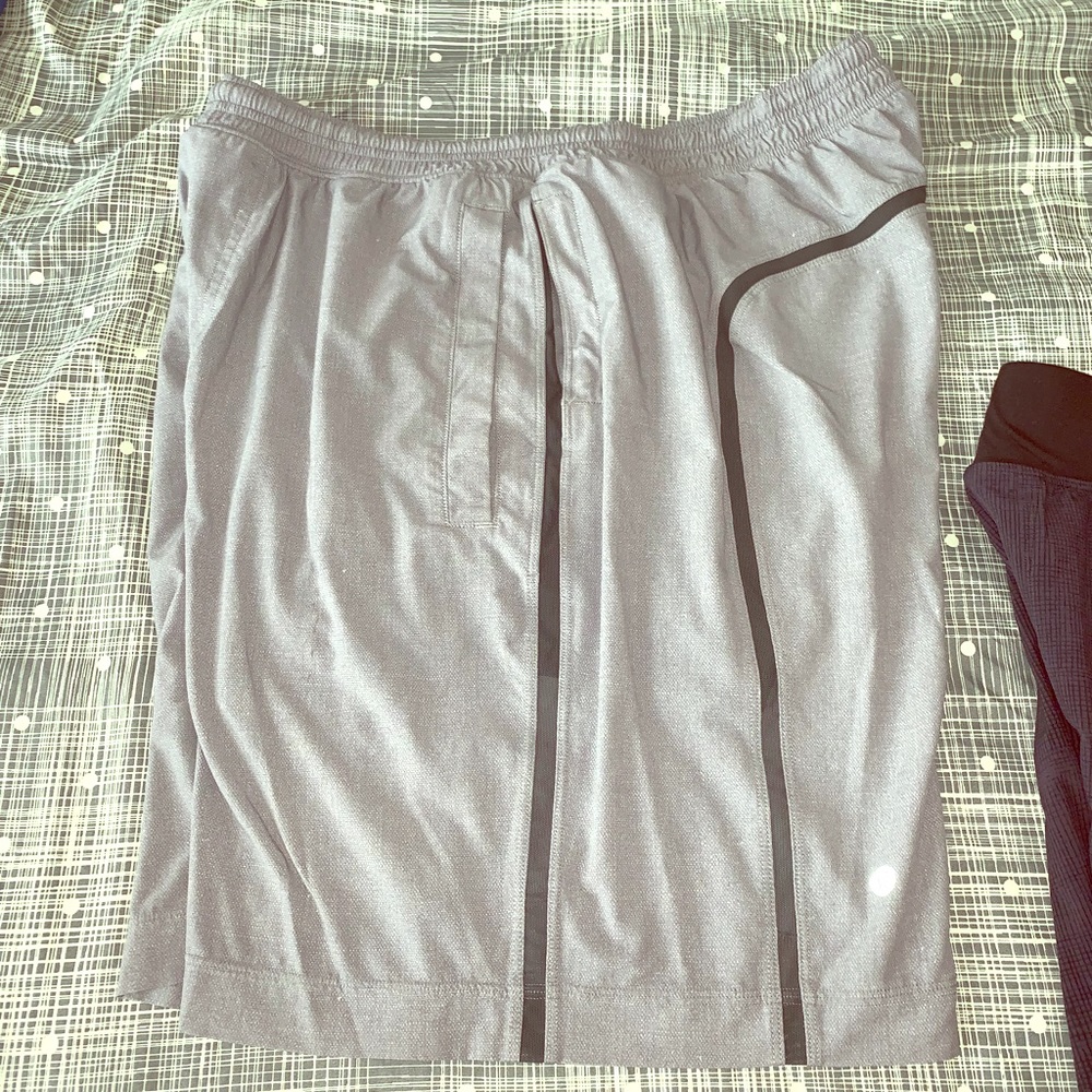Lululemon Liner inside shorts